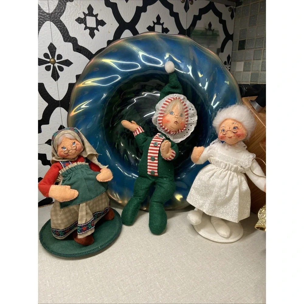 Vintage Annalee Dolls Christmas from the 1980s & 1990s Lot of 5 Christmas Winter